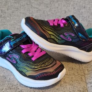 Girls skechers